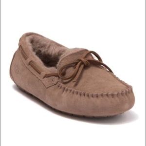 New Ugg Dakota Moccasin Slipper Caribou color sz6